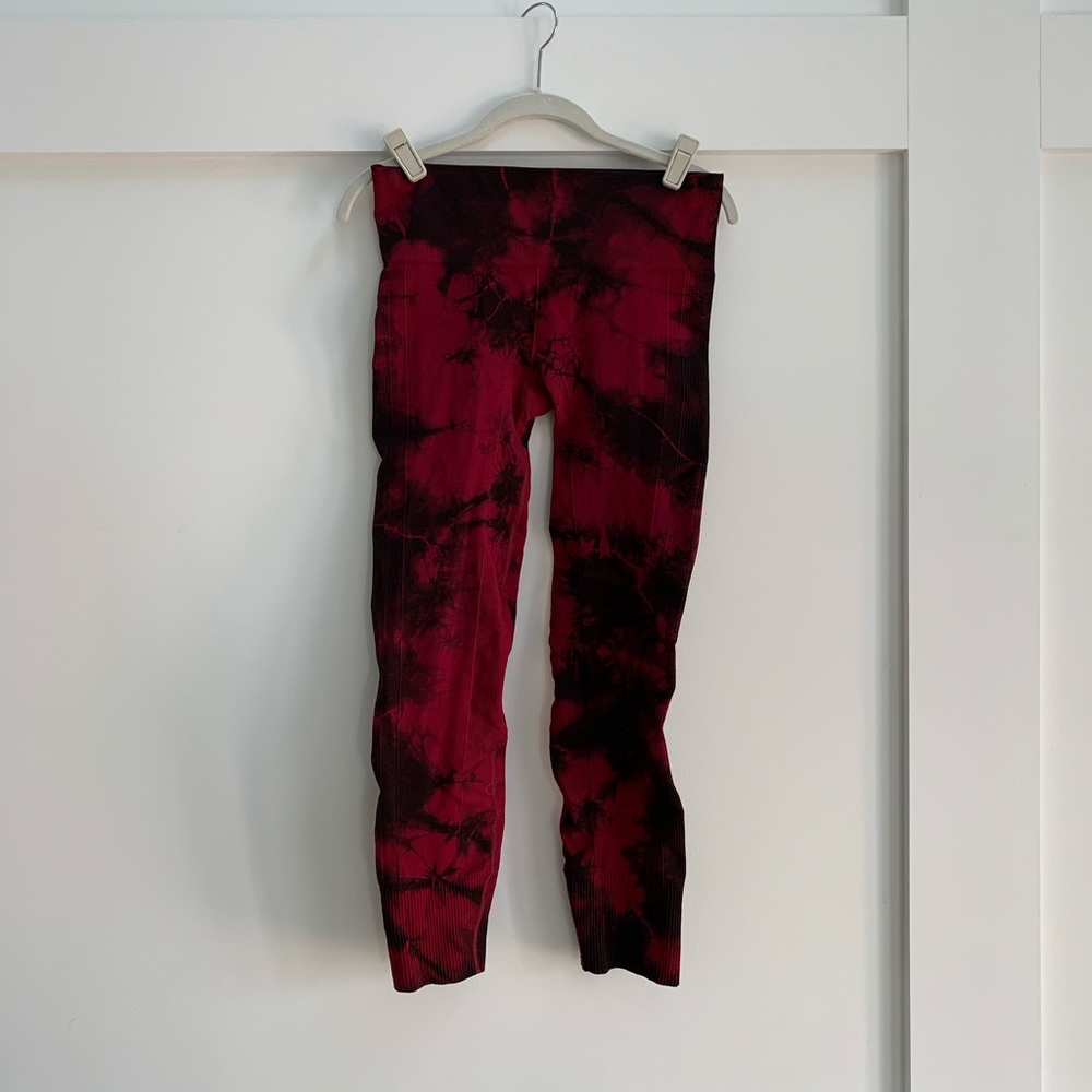 Red and Black Lululemon Leggings